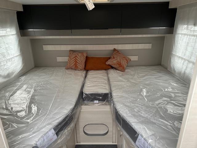 Chausson Titanium Premium 777