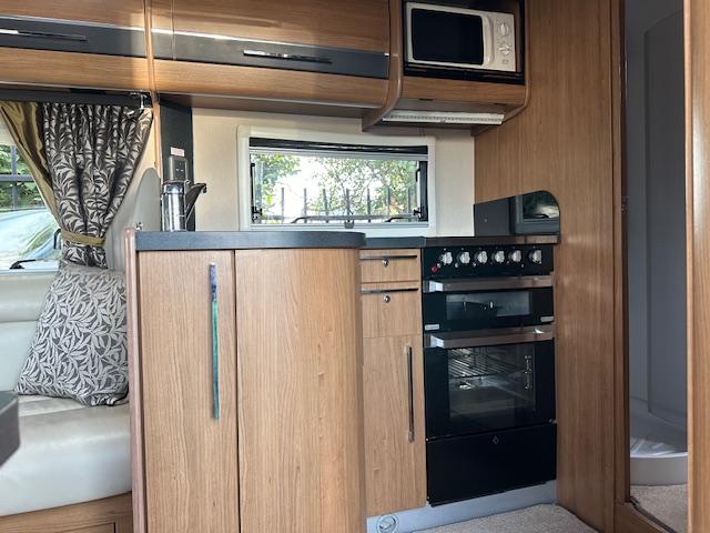 Auto-Trail Frontier Comanche 3.0